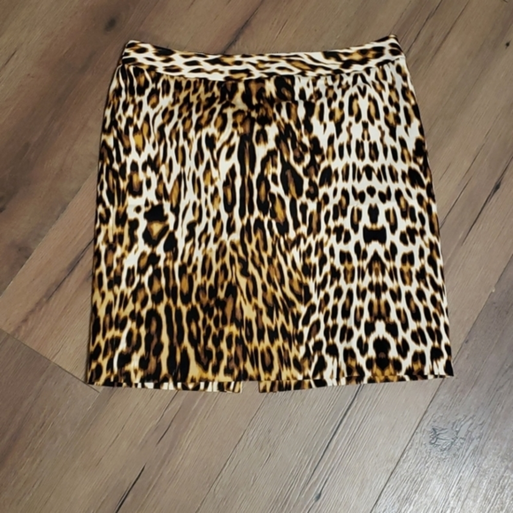 👗WORTHINGTON ANIMAL PRINT PENCIL SKIRT